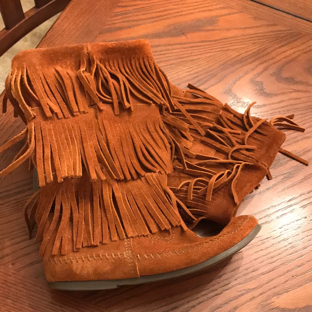 Minnetonka boots